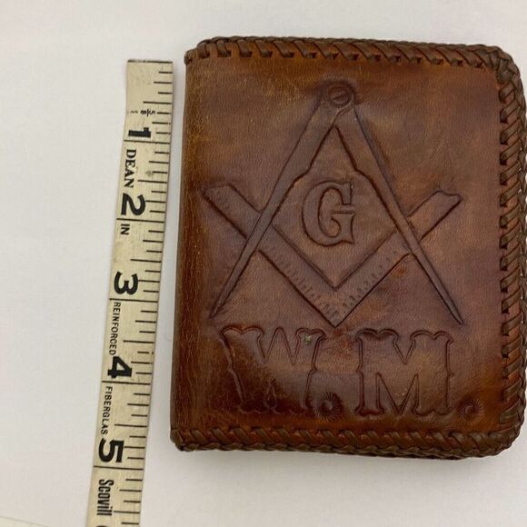 W.M. Vintage Men's Brown Hand-Tooled Freemasonry HandCrafted  Billfold Wallet - Picture 7 of 8